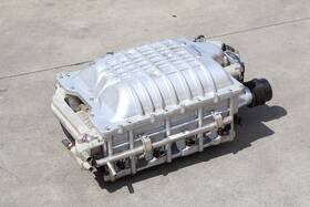 Dodge 53010863ae Oem Srt Hellcat 6.2l Supercharger Blower 2.38l With Fuel Rails