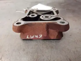 321.fd8m12 Ford Truck Turbo Pedestal From 2012 F250sd 6.7l Diesel 10493267