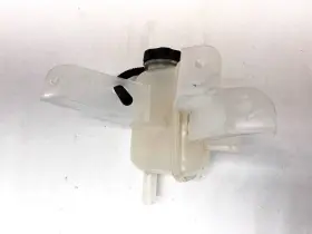 84211275 Gmc 20-24 Sierra 2500 3500 Auxiliary Supercharger Coolant Reservoir Oem