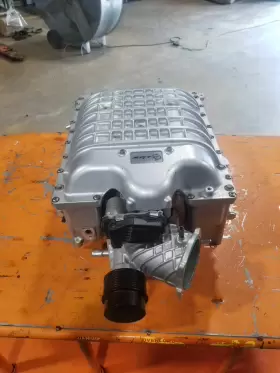 68165960am Oem 2015 - 2021 Dodge Srt Hellcat Charger Challenger 6.2l Supercharger