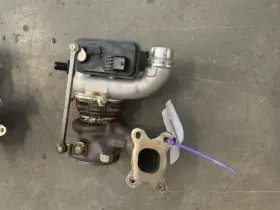 321.vo1e25 Volvo Xc40 2025 Turbo/supercharger