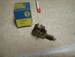 Studebaker 1551253 Overdrive Kickdown Switch Nos 1961-1964 Cars Trucks Remanufactured. Price: $39.99.